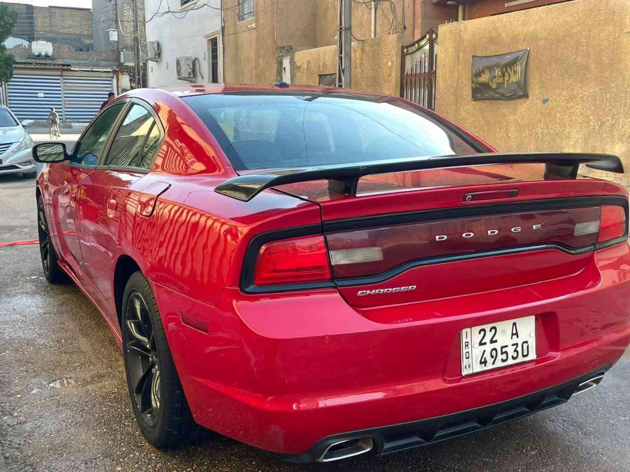 السلام عليكم جارجر موديل 13 خليجي السياره خير من الله السونر مرفق ويه الصور سكن بغداد بيه صبغ اثر  جراد بدون حادث السعر 110 رقم شمالي بسم عربي بغداد تريد وكاله تحويل مباشر  *********** محرك 6 سلندر
