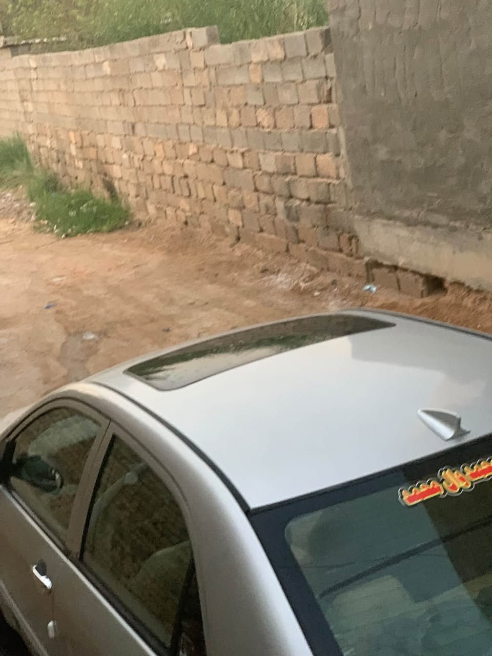 سلام عليكم للبيع مكينه لانسر ياباني كير عادي سياره بلاديه وماملعوب بيه وجاهزه الاخير مصبوغه اثر جراد لا ضربه ولا غيره مكفوله فتحه كهربائيات كله شغاله تخم تاير باتري  جديد تبريد ثلج داخله نضيف وشوف العين مكاني كربلاء سعر راسلني وبيك خير وتدلل*********** BUD F3 2013
