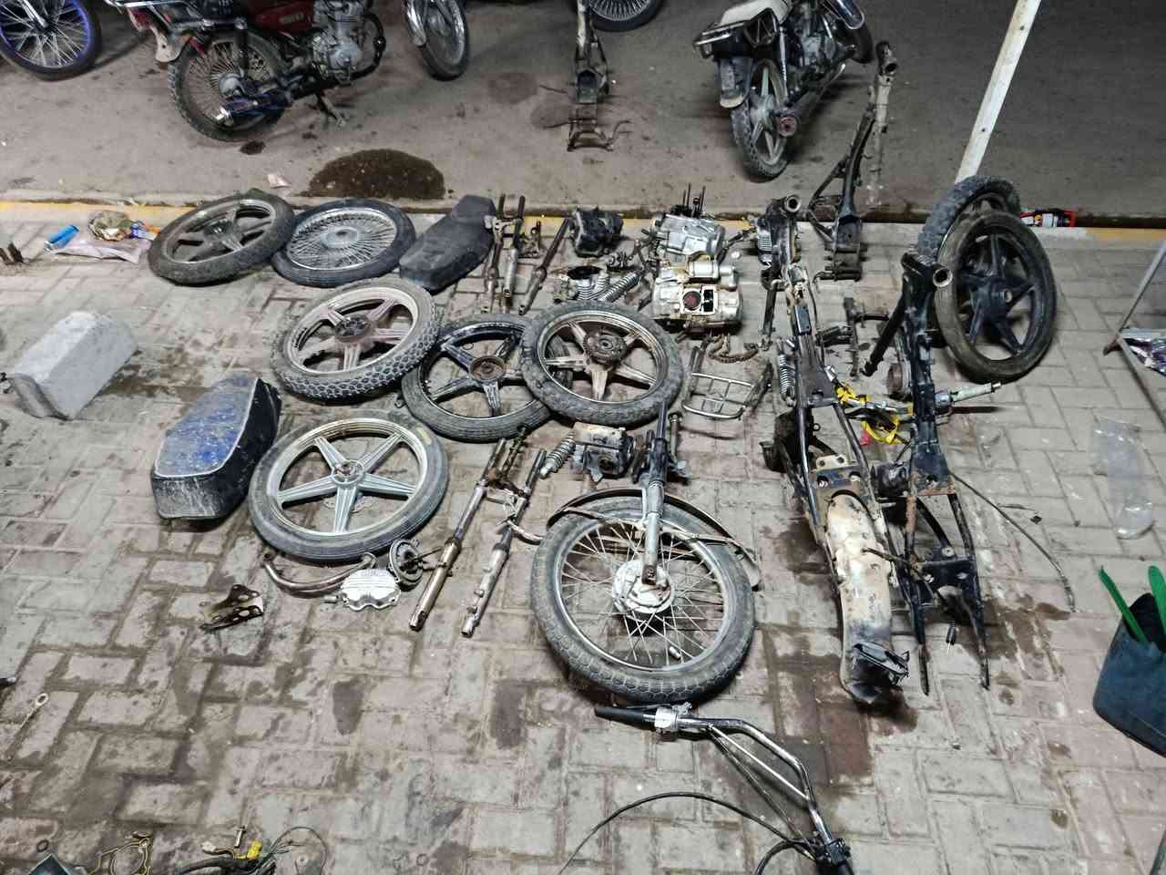محل تفصيخ دراجات اي شي موجود بل صوره كلشي وسعره مكان المحل دوز حي العسكري سايددين حديقه يلدز 📍 رقمي ***********
