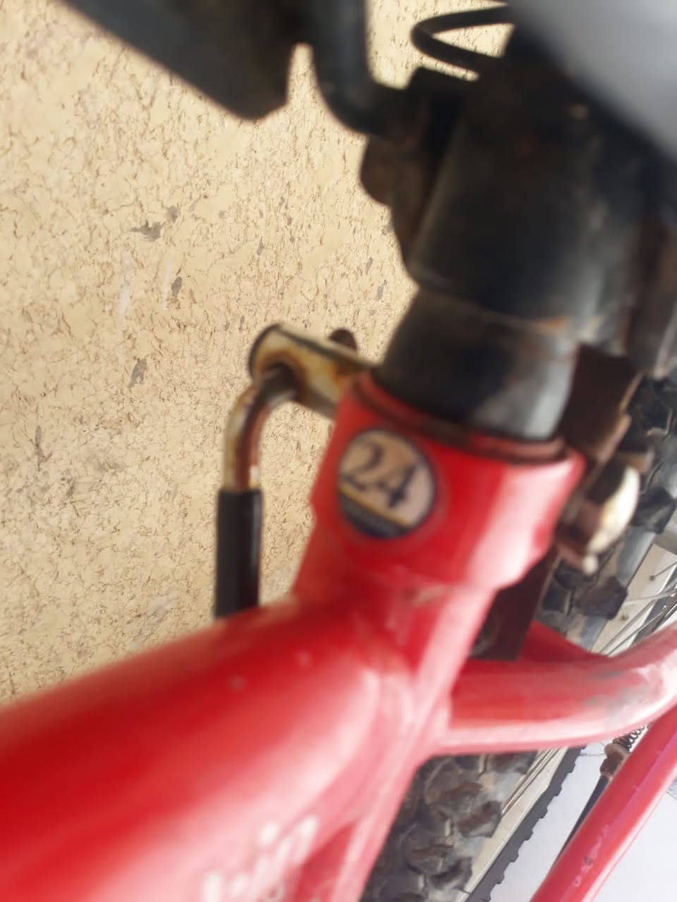 بايسكل جبلي ياباني للبيع حجم ٢٤ الاستفسار على رقم الولد صاحب البيسكل لان اني مكلف بالنشر رجا *********** هذا رقم الولد
