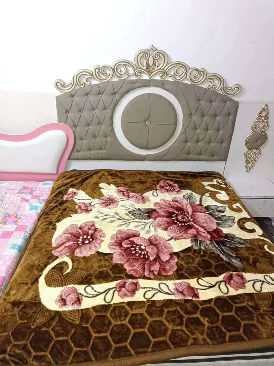 خشب عراقي • ميز تواليت • اربيل