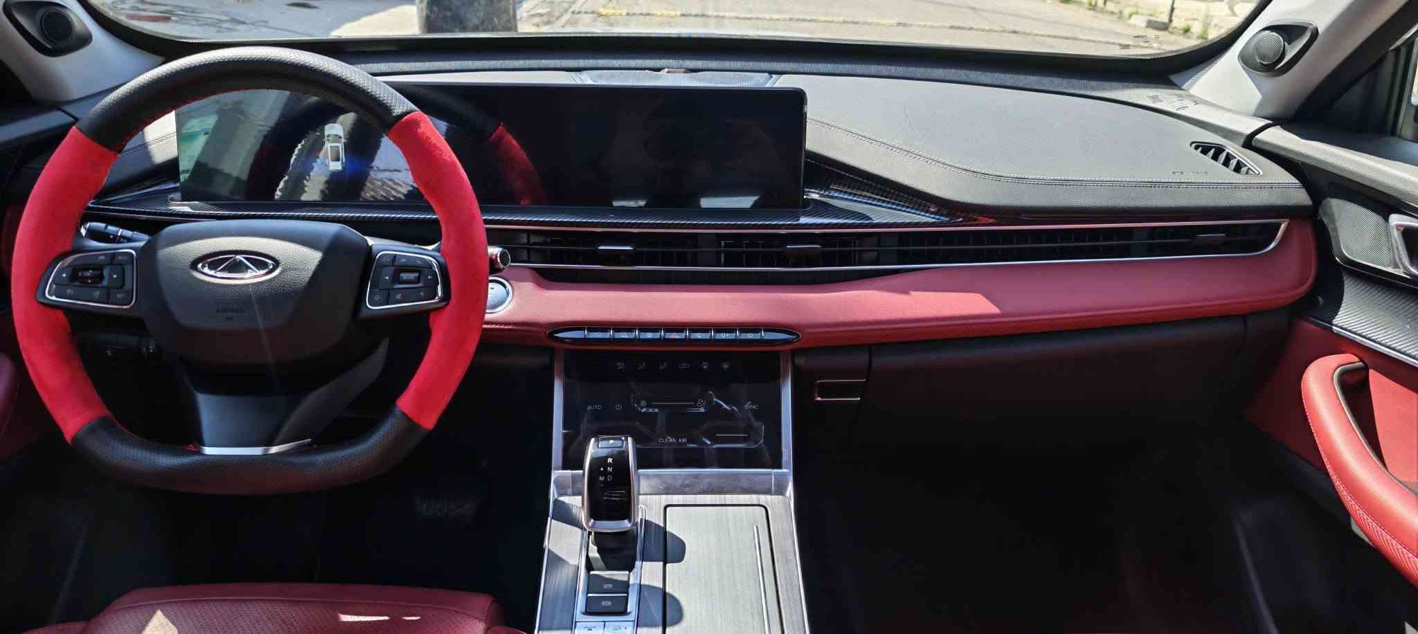 بيع مستعجل تيجو 7 برو ماكس 2024 تاريخ الشراء من شركة السراب 2026/7/7  نص مواصفات ماشية 9800 كم ضمان 6 سنوات + 200 الف كيلو متر 
السيارة بأسمي شرط التحويل 
تواصل فقط عبر الأرقام 
***********
***********
واتساب +  اتصال
