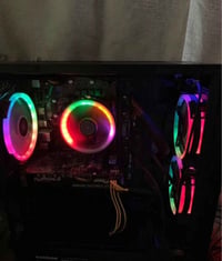 عندي تجميعة مستعملة  i5 10400F  AMD RADEON 6750 GRE 10GB ASUS Ram 16GB...