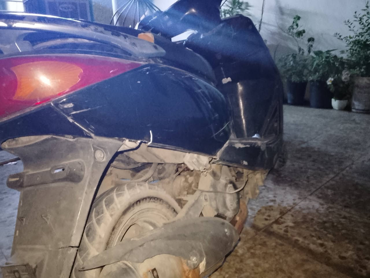 بريز موديل قديم نقصه فقط باتري فانزات بريك بغداد العطيفيه وسعره 400 بيه مجال ‏‪***********‬‏ بيه وتساب هم
