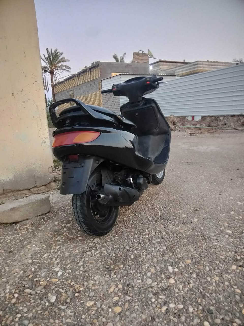 سلام عليكم فراشه حاويه مفتوحه مره وحده السعر 450 وبيها مجال مكاني قضاءا الصادق ابو غريب ***********
