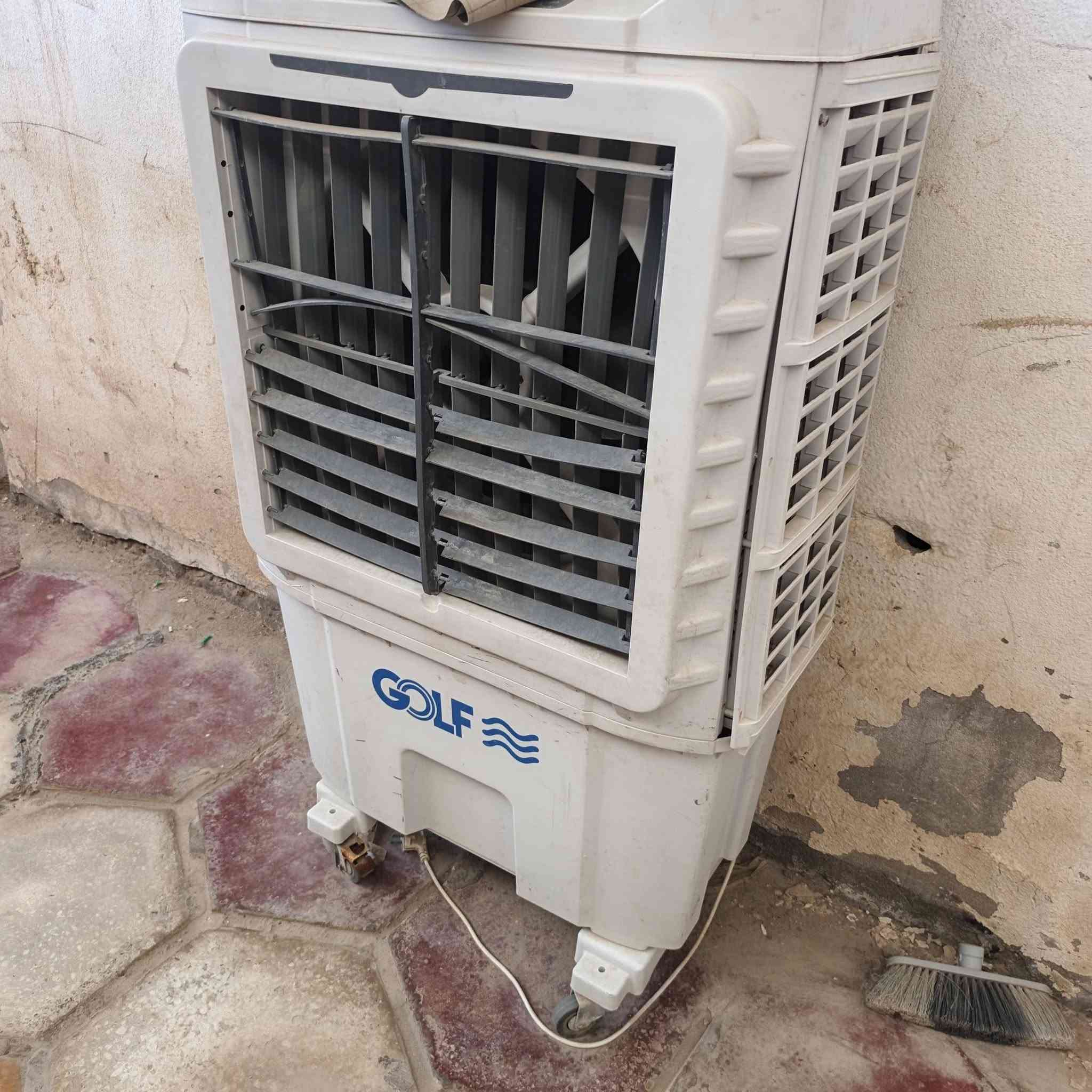 غراض البيع بسعر مناسب للاستفسار الاتصال على الرقم***********
