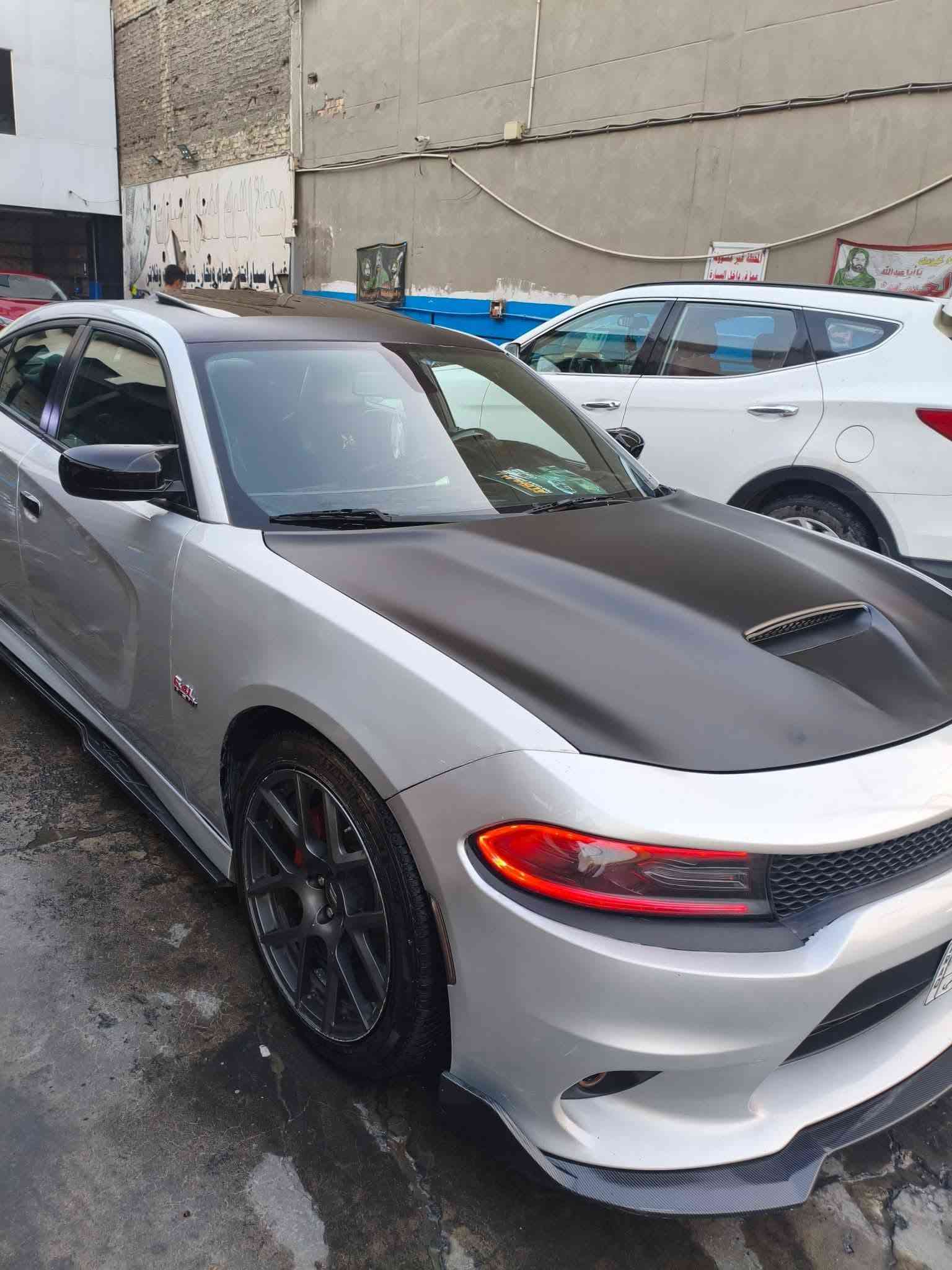 🚘🔥 مراوس فقط تشارجر سكات باك – موديل 2020
⚡ مراوس فقط
💪 مكينة 6,400 HEMI

السيارة حلوة ونظيفة وما ناقصها شي، وعليها إضافات وترتيبات مميزة، منها:

🔹 بوبات كتم الصوت
🔹  ديفيوزر ثلاث قطع خلفي كاربون 
🔹 ستيرن بارت كهرباء RPM
🔹 فول فتحة
🔹 شاشة كبيرة
🔹 Apple CarPlay
🔹 تخم تاير جديد
🔹 ويل هيلكات
🔹 إضافات وترتيبات رياضية مميزة

🔥 السيارة حلوة حلوة، مرتبة وجاهزة، وحادثها قدامكم بكل وضوح.

📞 اللي تخدمه السيارة يتواصل وياي على الرقم الموجود ***********
