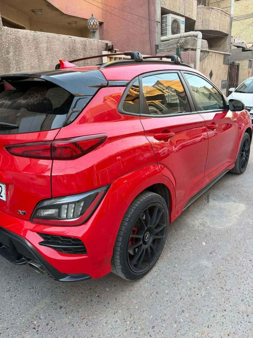 السلام عليكم …

هيونداي كونا( N )

موديل 2023

اللون : احمر  دم الغزال

المحرك : 2000cc تيربو
برمجة امريكا 
شوته kn

شاشه كبيره نظام ابل كار بلاي واندرويد

كاميرا

رادارات 360 درجه

تحديد مسار وكروس سرعه

نظام صوت harman kardon

ستيرن رياضي 

شفتات ستيرن

الكشنات جلد وشامواه

كشن السائق كهرباء 3 وضعيات

المرايه الوسطيه تعتيم

شاشة العدادت متغيره بعدة وضعيات

بصمه تشغيل وابواب

تشغيل عن بعد

لايت 3 عدسات زنون

وضعيات قياده متعدده

كزوز رياضي بلادي دبل صالنصه

صوت الگزوز طرب عند التغيير على وضع n 

سرعة السياره 300 كيلو متر بالساعه

دوسات وترايش تختلف عن النسخ العاديه

ويل رياضي حجم 19

سبويلر ومري لون اسود

مانع انحدار 

باقي المواصفات ماتحضرني ومعروفه بالنسبه للجنايه 

السياره ممتعه جداً بالقياده وسريعه جداً 

السياره مختمه حرف N بالستيرن والشباك والكشنات والدوسات والصندوق والويل والفچوج

السياره ماشيه ٩٠الف كيلو سعر 14500 $$

رقم للتواصل  الاتصال على الرقم 
***********
