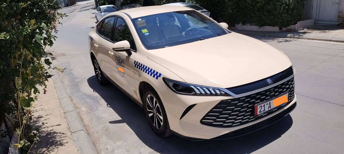 سەرەتا بەناوی الله...
byd qin plus بی وای دی کین پڵەس
سپی ناو کرێمی ویل کرۆم بەسمەو شەغال شەحنی بیلادی خۆی لەگەڵدایە بۆیاخ تەنک بە فڕن کراوە 6000 شەش هەزار کیلومەتر ڕۆشتووە 2000 دوو هەزار بە hev و 4000 چوار هەزار بە ev سەیارەکە بە سفری ماوەتەوە کارەبایی و گێڕ و مەکینە و شەحن و هەموو شتێکی مەزبوتە کوشن و گاعی تێگیراوە حازر ، سەیارەکە بەناوی خۆمەوەیە  ڕەقەم و لۆگۆ و هەموو شتێکی مەزبوتە و ژمارەی چوار ڕەقەمی لەسەرە ماڵی دۆستە ، سەنەوی و ژینگەو ڕێگەوبانی تا 2031 تازەیە یەک دوسەد و پەنجای تەبع مەسرەفی تێدا نیە سەیارەکە هی مەعرەز نیە تەحویل و غەرامە بەشەرت.

ژ.م ***********
نرخ 170$ قوفڵ بۆ معامەلە پەیوەندی مەکەن لەگەڵ ڕێزدا...
