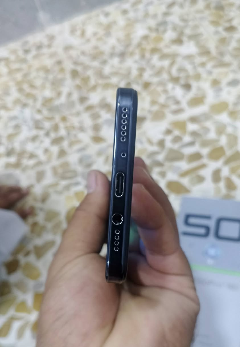 نوت 50برو بلس فايف جي  صيني صيني صيني  ما مستخدم فقط محتوح من الكارتون +بدون شاحنه ادفع سعر عجبني ابيعك) ***********
