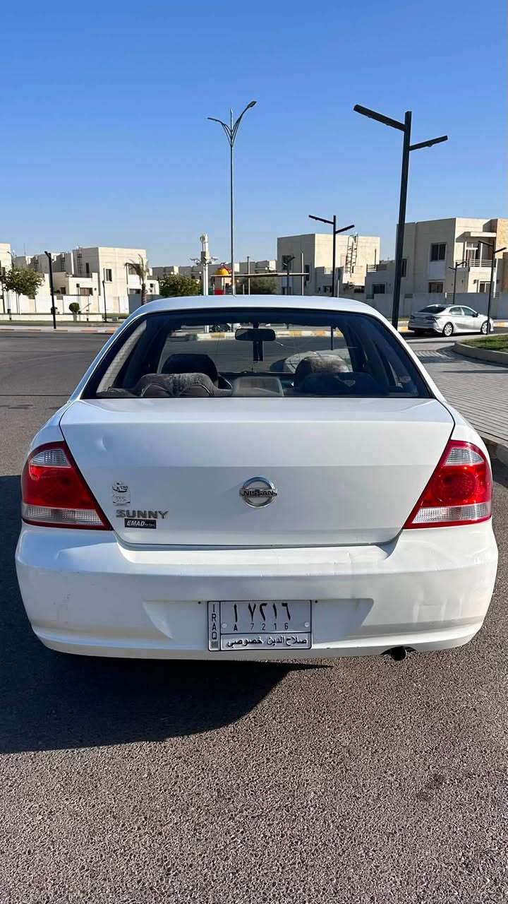 للبيع
نيسان سني كوري
موديل 2009 
محرك ابيض 1600
كير اوتماتيك ومحرك شرط 
صدر جديد 
تبريد ثلج
ما ناقصها اي شي جديده
السياره بيها جاملغ سكن صبغ ودوسه جوه الباب صبغ شبر 
وبيها شبرين بارد
رقم صلاح الدين الماني بأسمي شرط التحويل ثاني يوم
السياره مكانها تكريت
السعر 92 وبيها مجال 
الاتصال ***********
