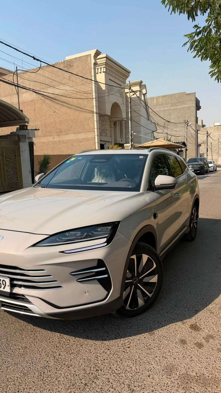 Byd سونك بلاص للبيع فول موديل ٢٠٢٥ ماشيه ٢٢ الف بيه ضربه  او خفيفه بلجنطه وممصلحه على هاذه وضعه  وبيهه  شخط يم قبق الجنطه مكاني بغداد الكاظميه
الرقم *********** السعر : خاص
