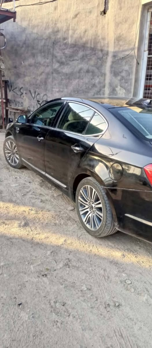 للبيع او مراوس كادنزه موديل ٢٠١٢ فول مواصفات خليجي تخم تاير وحداديه مكينه وكير خير من الله سياره مصبوغه عام سعر ٩٥ وبيها مجال مكان السياره بابل للاستفسار ***********
