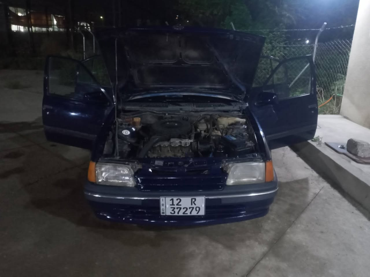 سياره كاديت جنطه موديل 91 كير توماتيك استيرن بور اسلايت مصبوغة احزام سياره حيل نضيفه الشرعي موجود بل موصل والسيارة هزه جديده رقم جديد سنويه جديده الاتصال على الرقم الهاتف ***********
