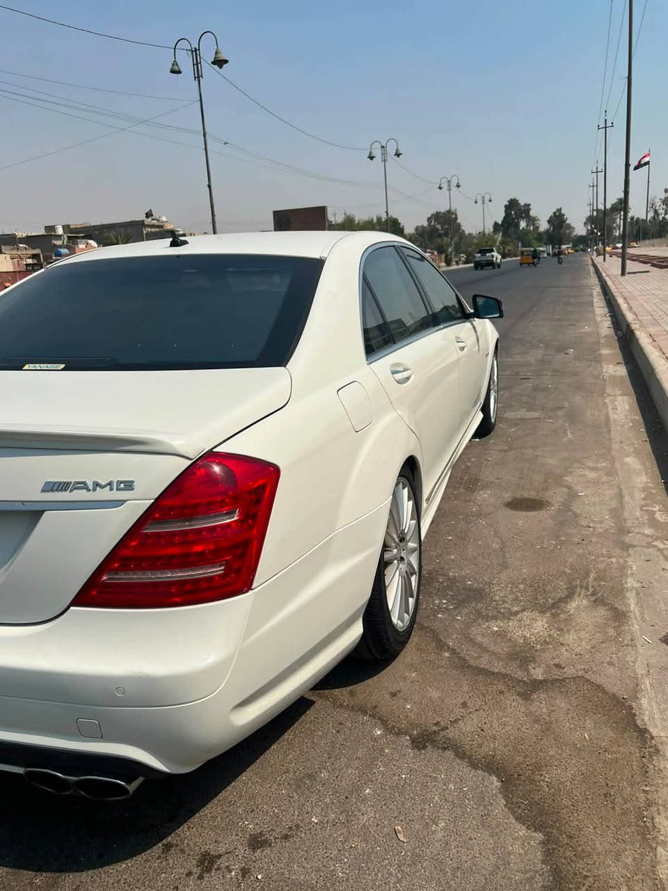 مارسيدس اس كلاس
حجم 500 خليجي 

موديل. 2007 محدثه 2013

باب طويله لارج

رقم بغداد ب اسمي السنوية

فتحة فول 1/1 

فقط 3 قطع صبغ( رش ) الجاملغ الخلفي و الباب الخلفي والباب امامي من اليابان سيارة جديد كلش

مكاني بغداد ***********
