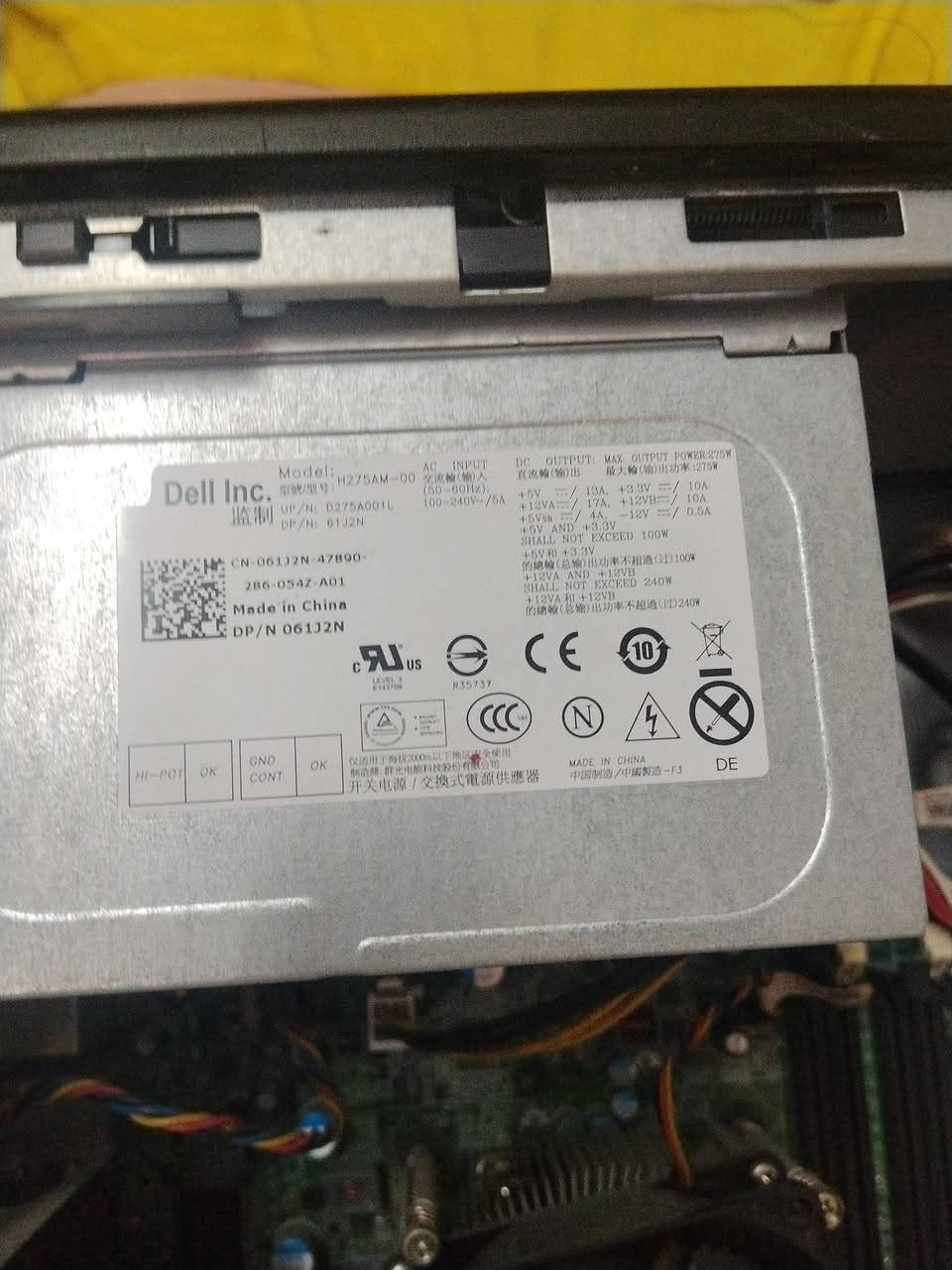 سلام عليكم مراوس ببلي فور او بيع
كارت الشاشه 1050
رامات من شركة داتا ddr3 16 g
i5 جيل الثالث
هارد512ssb
اذا بيع سعر 230بيهه مجال شي بصيط 
مكاني بغداد الحريه متواجد فقط واتساب ***********
