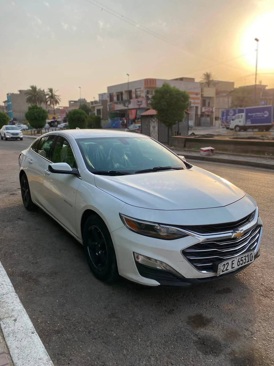 للبيع ماليبو موديل 2019 LT لون ابيض
حادثها جاملع + نص الباب جهة سايق امريكا 
بالعراق جاملغ ايمن فقط  / بدون تبديل بدون شاصي 

حجم المحرك : 1.5L TURBO( 4,سلندر )
  

المواصفات : LT معروفة 

قطعتين تبريد - نظام ترحيب - بصمة ابـــواب - بصمة تشـــغيل - تشغيل عن بعد - شـــاشـــة كار بلي - كاميرا خلفية دوارة - نظام ايكو + تيربو - اوتو ستوب - كروس مثبت سرعة - تحكمات استيرن - كشنات امامية تدفئة - كشن سايق كهربائي - لايتات زنون - بكلايتات 𝐋𝐄𝐃 ليد بلادي - ويل رياضي - شاشة اعطال 

التبريد ثلج خير من الله
كير محرك بحالة ممتازة 

السيارة ماشية 128,000 ml 

للبيع فقط السعر  108 $ 

للاتصال ***********

