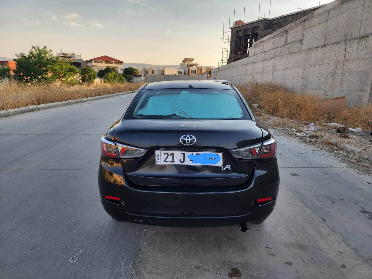 تويوتا Yaris iA موديل 2017 وارد أمريكي 🇺🇸

* محرك 1500 سي سي (1.5L) 4 سلندر

* قير أوتوماتيك 6 سرعات

* دفع أمامي (FWD)

* شاشة وسطية 7 إنج

* كاميرا خلفية

* بلوتوث + USB + AUX

* تحكم بالدركسون

* مثبت سرعة

* تشغيل Sport Mode

* جنوط ألمنيوم قياس 16 إنج

* زجاج ومرايا كهربائية

* تكييف ممتاز

* تشغيل بالبصمة (حسب الفئة)

* نظام مانع الانزلاق (Traction Control)

* نظام الثبات الإلكتروني (ESC)

* ABS + EBD + BA

* وسائد هوائية متعددة

* نظام التحذير قبل الاصطدام بسرعات منخفضة (حسب الفئة الأمريكية)

* استهلاك وقود اقتصادي جداً

* محرك واعتمادية عالية، السيارة مبنية على منصة مازدا 2 مع محرك 1.5 بقوة حوالي 106 حصان وقير أوتوماتيك 6 سرعات.

* صبغ نصف قبق صندوق  ونصف الدوسه ⚠️

* رقم سليمانيه سنويه وهزه جديده  بأسمي

* داخل مخمل اسود

* مكينه وكير كفاله

* المكان : بغداد 

* للتواصل : ***********

السعر : 90$ وبيها مجال بسيط . بغداد, العراق
