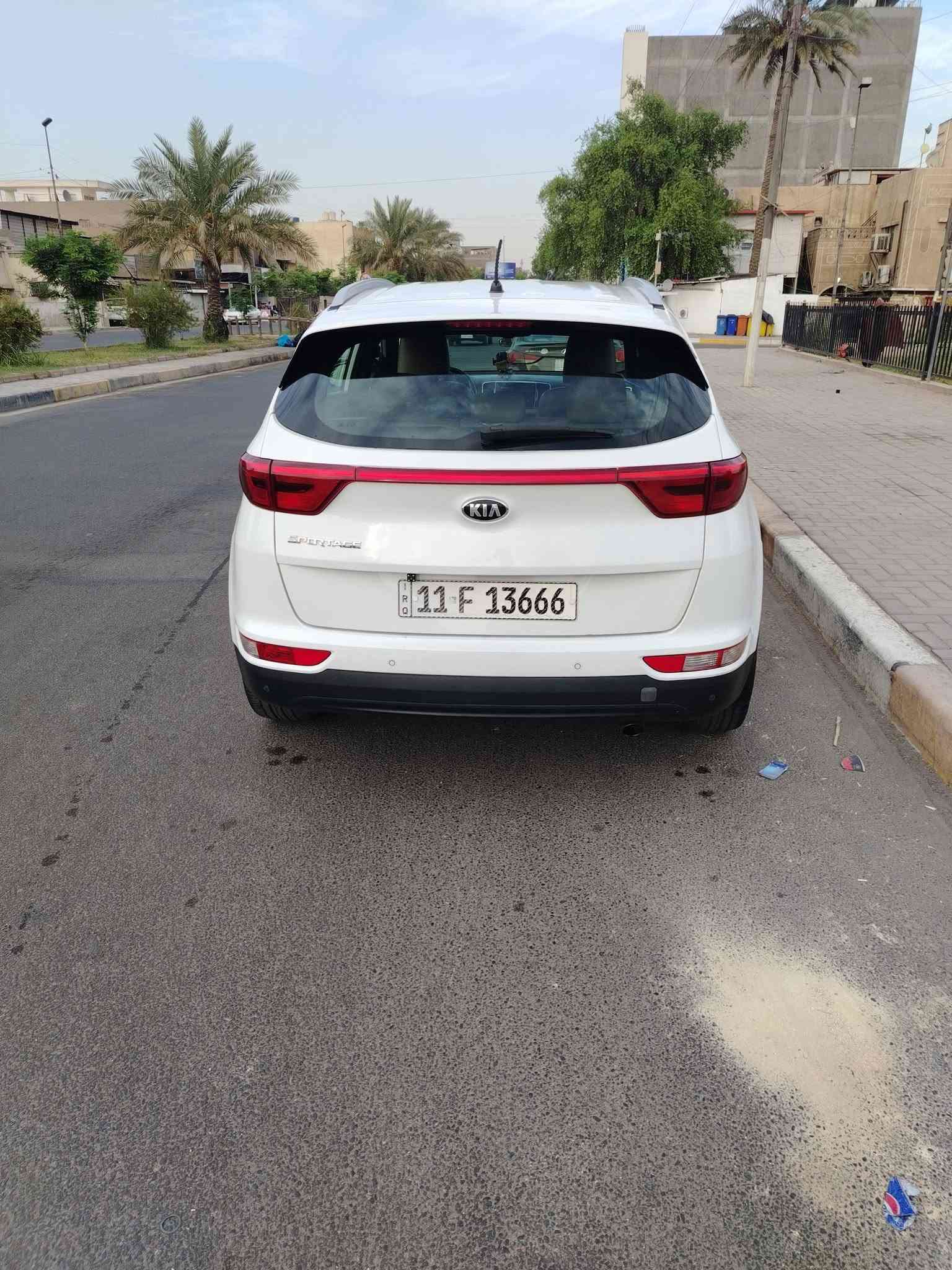 السلام عليكم اسبورتج خليجي ٢٠١٨ مكينة ٢٠٠٠ دوش سيارة حلوة َماشية ١٦٢ الف بيهة بعض الملاحظات حسب ما موضح في السونر سيارة جاهزة تحويل ثاني يوم مكان السيارة شارع فلسطين ساحة بيروت السعر ١٦٠ $ اتصال على الرقم ***********
