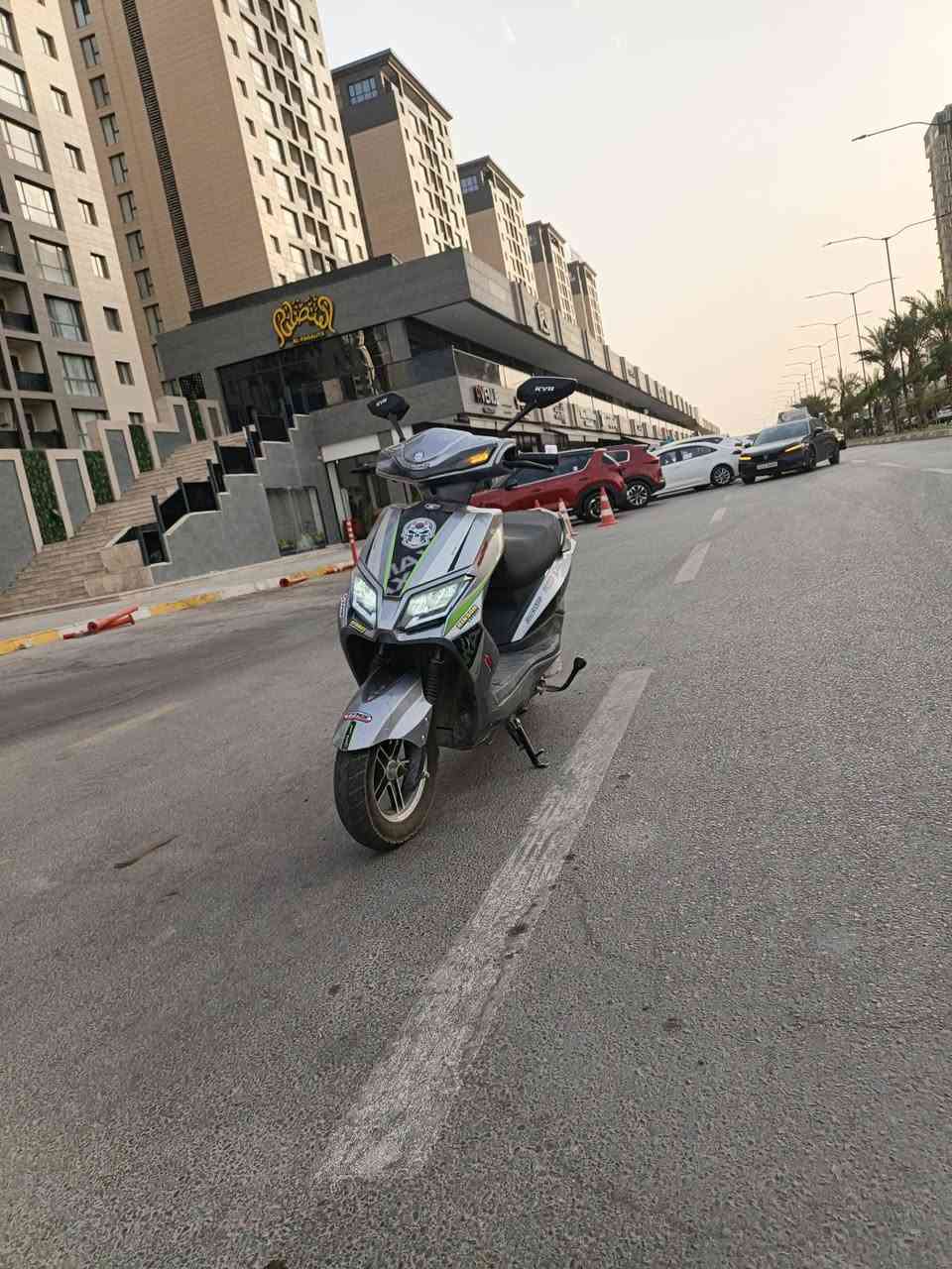 سلام عليكم دراجه سكنس شحن 6باتري72فولت تمشيك50كيلو بل شحنه كامله مكمله اشاير هورن كله يشتغل سعرها575وبيه مجال بسيط للشراي مكان حي الجهاد ستفسار***********
