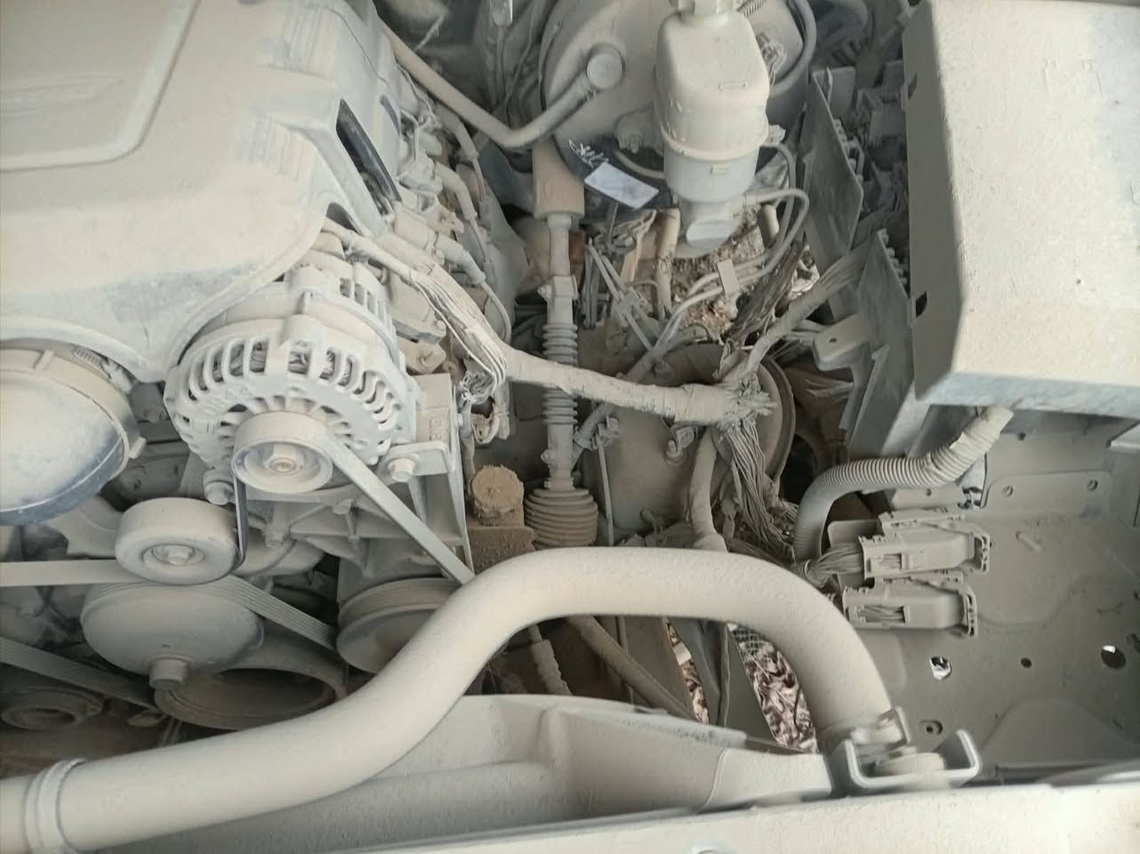 للبيع محرك وكير وتفرعات كامله مكفولات كفاله عامه شرط اتكاب وياك لاصروف ولا تبخير عنواني بغداد الحسينيه رقم تلفون ***********
