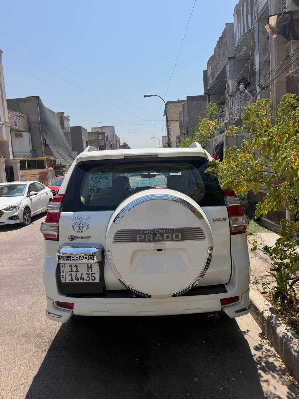 برادو TXL 2016 –
 فول مواصفات للاخير السياره 1/1
سياره جاهزه من كلشي وما ناقصه شي 
🔹 محرك 4.0 V6
🔹 دبل 4×4 + تانكيين
🔹 تشغيل بصمة + تشغيل عن بُعد

🔹 فتحة سقف
🔹 شاشة وسطية
🔹 كاميرا خلفية + سونار أمامي وخلفي
🔹 مثبت سرعة

🔹 تحكم بالمقود
🔹 تكييف أمامي وخلفي
🔹 ستائر خلفية
🔹 مرايا كهربائية

🔹 جنوط ألمنيوم
🔹 أنظمة صعود ونزول المنحدرات
🔹 7 ركاب
🔹ماشية 162 الف

📋 الحالة: ،مصبوغه عام كلها يعني مصبوغه

📍 المكان: بغداد
السيارة فول مواصفات ومهيأة للفحص
رقم صاحب السياره 
 ***********

السعر ::197$ 📩 بغداد, العراق
