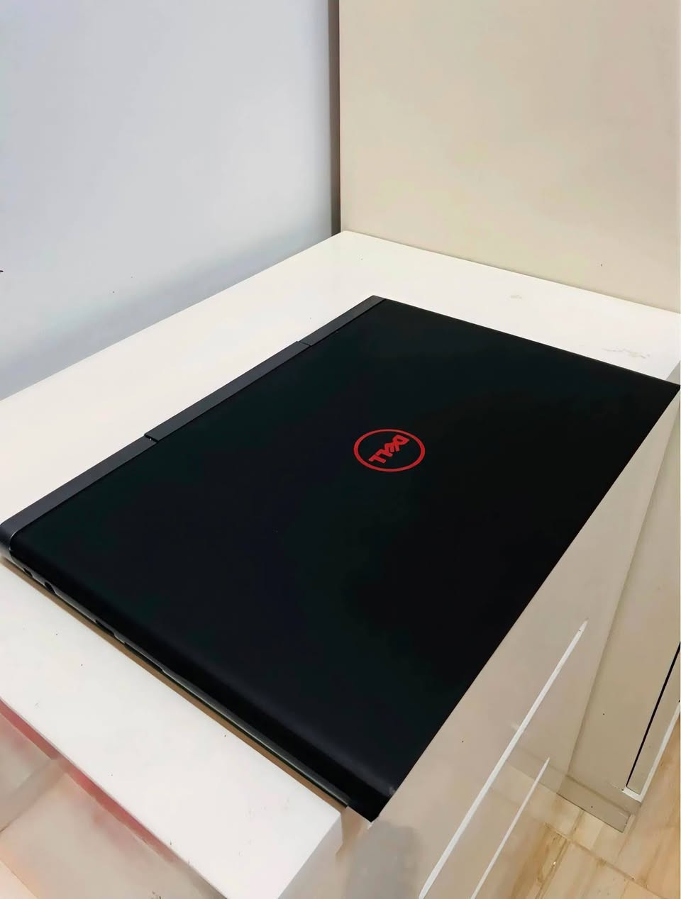 السلام عليكم 
للبيع لابتوب گيمنك ديل
 
i7-7700HQ

RAM 16GB DDR4

SSD NVMe 1TB

GTX 1050 Ti 4GB

15.6" 4K IPS

RGB

العنوان بغداد/ زيونة 

السعر ٤٠٠ الف نهايتها مابيها كل مجال وماكو هيج سعر ابد 
رقمي ***********
