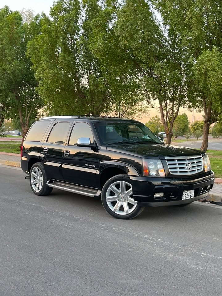 كفالة عامه بدون صبغ بدون بارد
السعر 135$ 
كديلاك سكاليد موديل  (2003)
فول موصفات
فتحة  كشن vip منفصل 
رقم وهزه وسنويه جديد 
تحويل او وكالة بشرط 
مكاني بغداد 

***********
