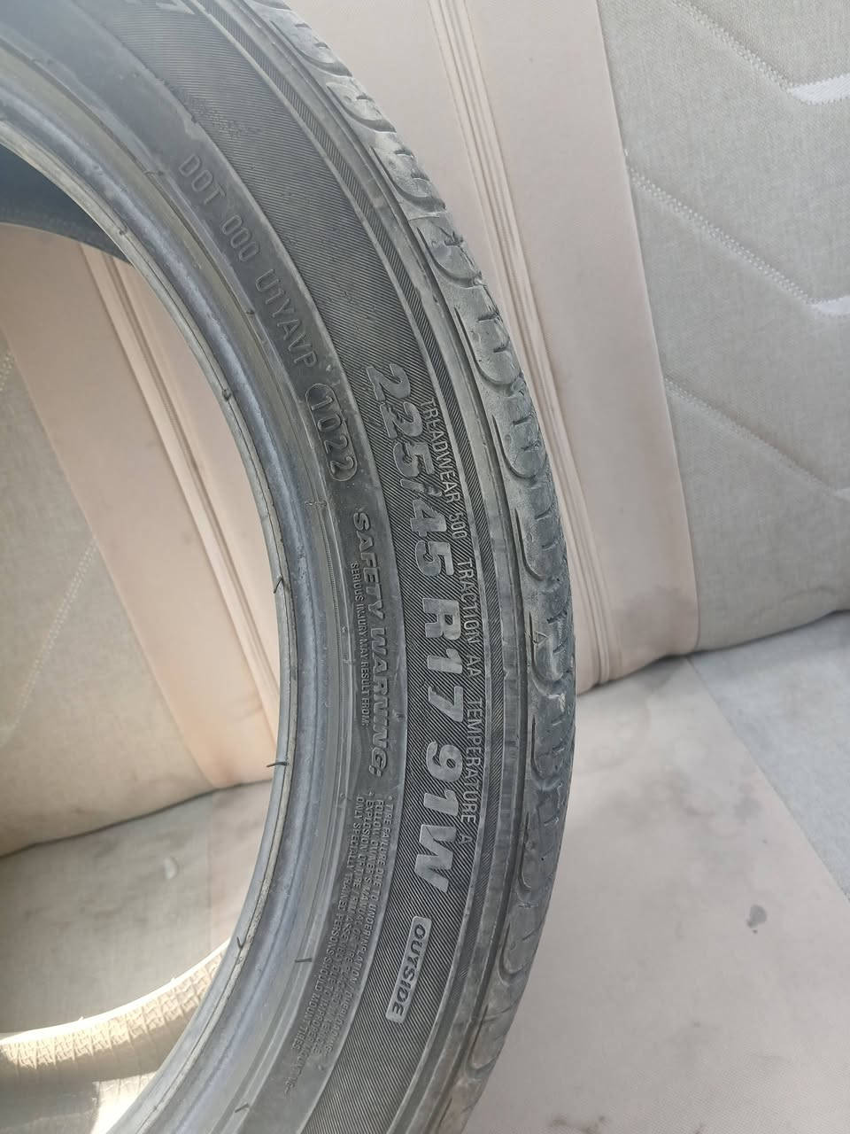 بسعر مناسب ب٧٥ وبيهن مجال
السلام عليكم تايرات عدد ٣ للبيع نظافه ٨٠ بالميه حيل نظاف قياس ١٧/٤٥/٢٢٥ للاستفسار *********** مكاني بغداد
