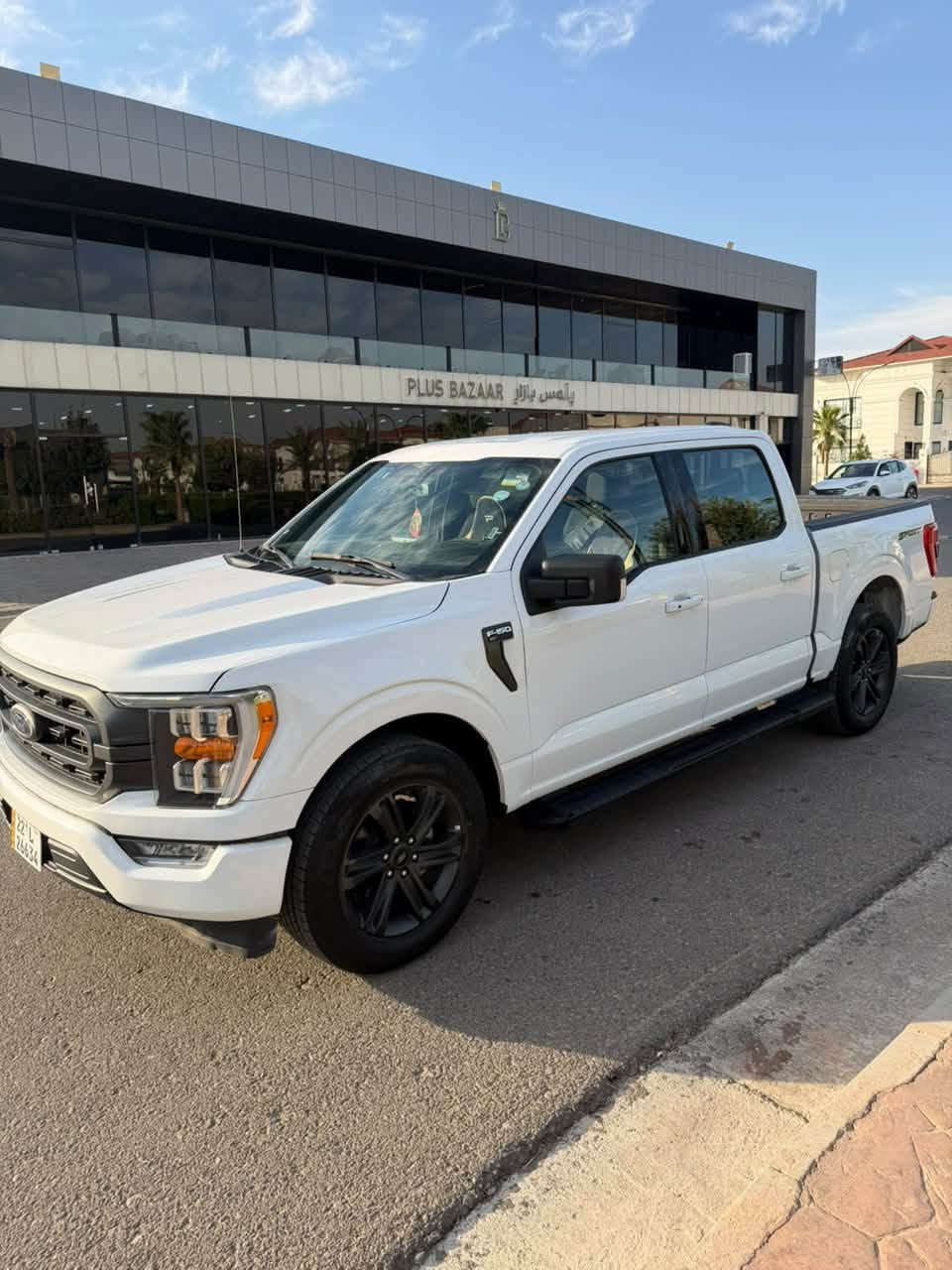 السلام عليكم للبيع 2023 فورد. F150 مرقم اربيل موجوده بربيل شرط بدون ارباك وكير ومحرك بشرط صور الحادث موجود بل منشور وسياره جديده وبلعافيه ع ياخذها 

لمعرفه التفاصيل والسعر الاتصال على الرقم

***********

