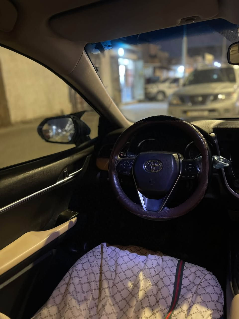 كامري تكسي دبي
موديل 2023 (اصلللل)

فئة LE

شاشة

كامره

حساسات 

جام كرستال  (مضلل)

حداده قبل اسبوع مسويهه 100/100

ويل كب رياضي بس الويل وحده مشتريه بمليون 

وبيهه تايراتها لبلاد ورنكاتها حتا كفرات رنكات مال وكاله

محرك 2500 بانزين

ما بيهه حادث او حادثهه تافه كلش (جاملغ خلفي بيه خسفه ومسوينه) عندي صور مالته 

رقم بصره

السعر   145$ وماكو هيج سعر وهيج نضافه 

بيع فقط بدون مراوس

مكانهه البصره 

*********** فقط واتساب
