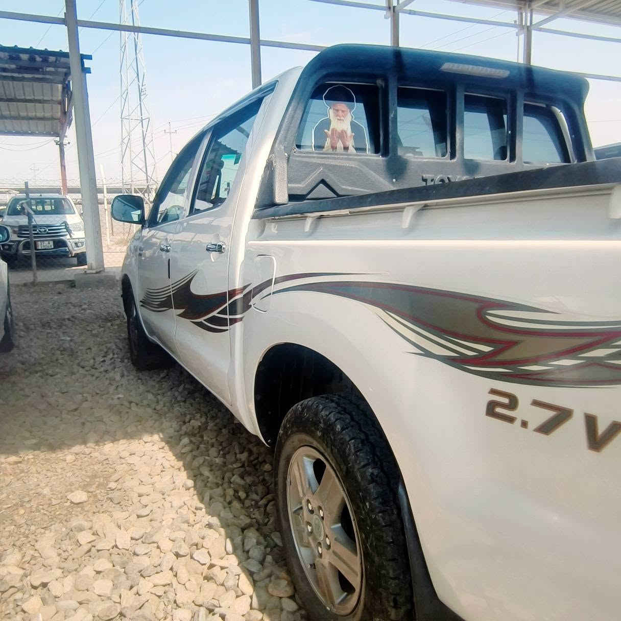 هايلوكس • ٢٠١١ • ٢٧٠٠