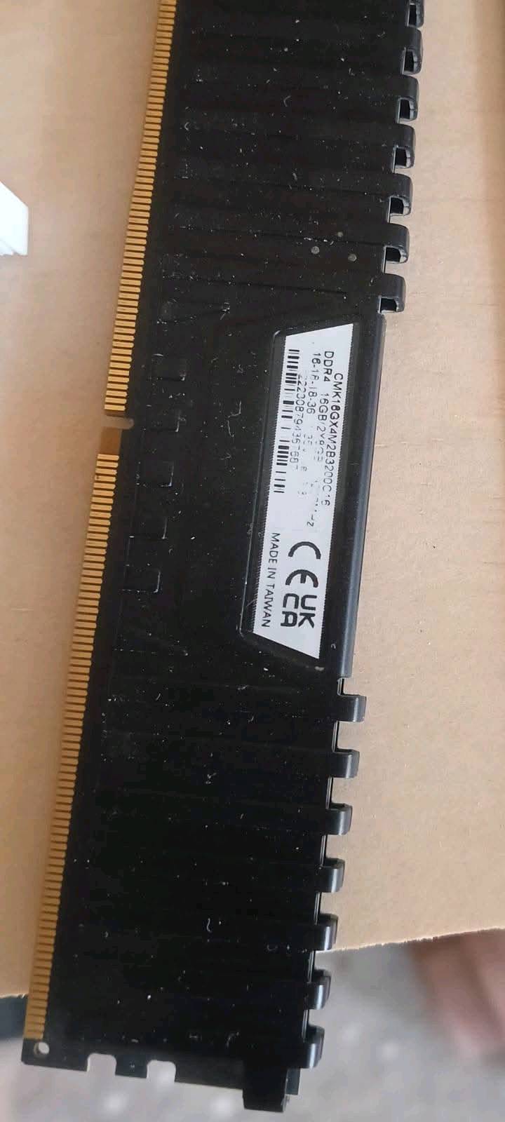 رام DDR4 • 8GB • 3200MHz