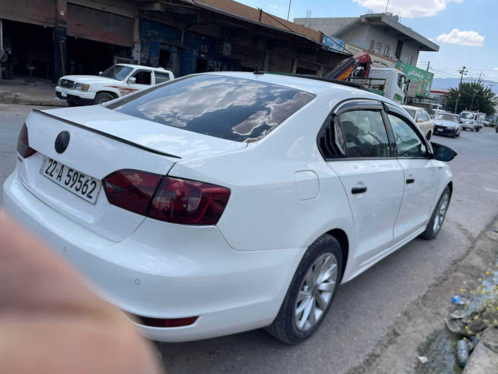 جيتا ٢٠١٢ فول فول ٣ قطعه سبغ بئ داخلي 
سعر 90 و مجال
*********** زاخو, دهوك
