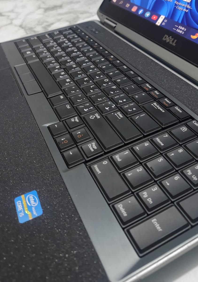 سلام عليكم لابتوب DELL للبيع 
Core i5 الجيل الرابع 
وبي كرت شاشه خارجي مناس لللاعب
هارد  ssd256
والرام 8  مناسب للدراسه والمكاتب والطباعه وبي برنامج AutoCAD. مستعجل على بيعته ب190وبي مجال 
ونضيف كلش نظافته 90% ويا شاحنه سريعه استخدامه قليل كلش.. للستفسار الاتصال على الرقم *********** وبي واتساب والخاص مفتوح
