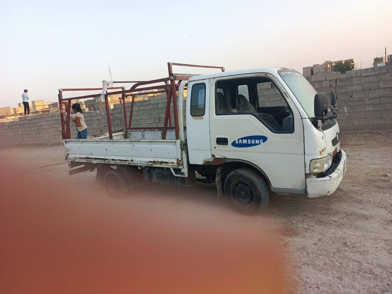 كيا فونتيره موديل ٢٠٠٠ مكفوله شاصي مكفول من الكص واللحيم محرك مجفت جديد تخم تاير حداديه جديده رقم بغداد ألماني بدون تحويل ماندل صاحبها مكفوله سرقه وعشائر السعر ٢٧ للاستفسار *********** المكان الرستميه مصفره ضريبه وغرامات
