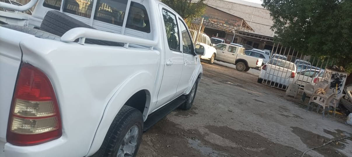 جنبي • ٢٠١٤ • مزاد الداخلية