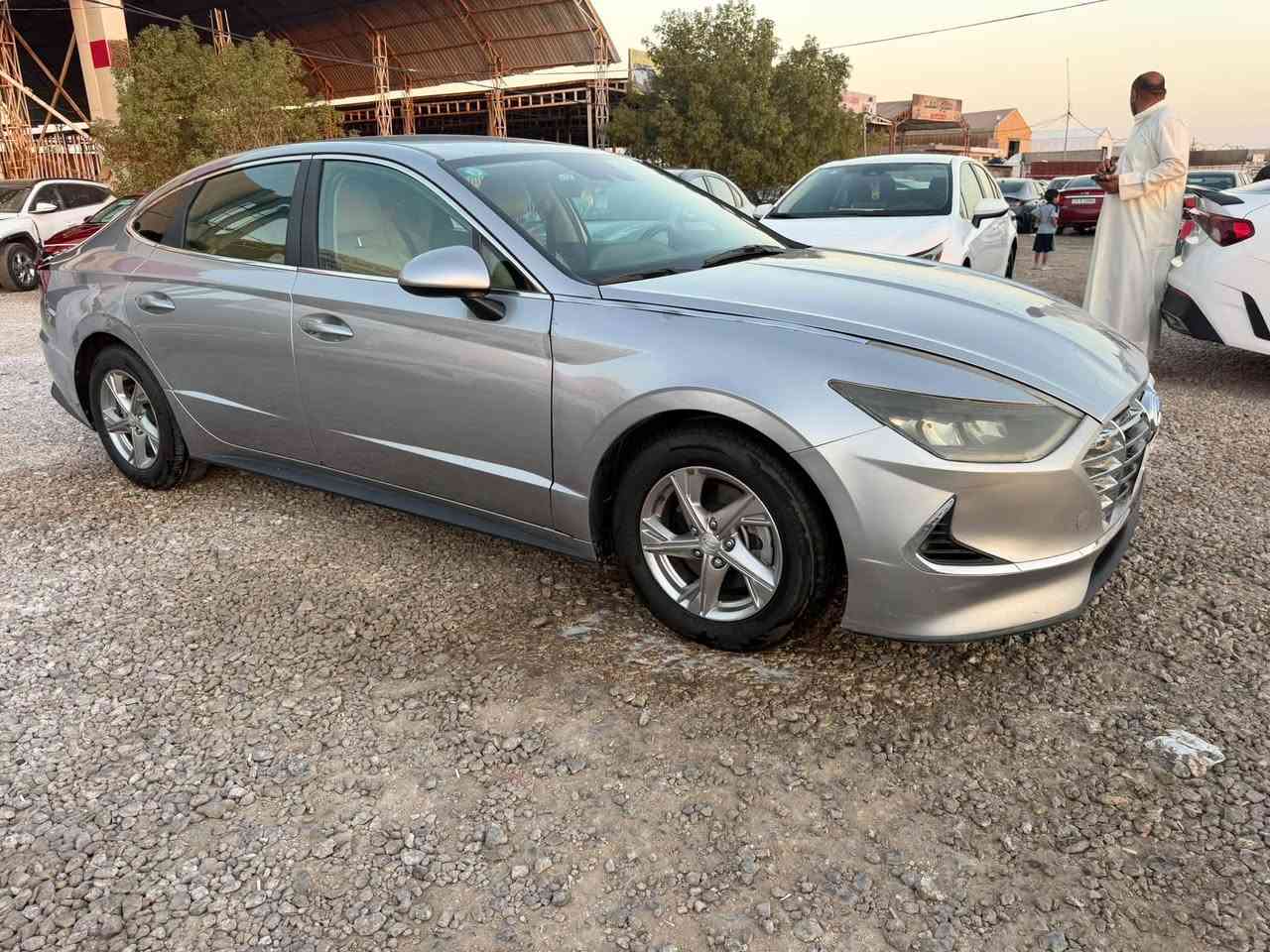 للبيع هونداي سوناتا 2021
مرقم معوقين مثنى
وكاله عامه من المالك
محرك 2500
الضرر تبديل بنيد فقط
السعر 132$ وبيهه مجال بسيط
للاستفسار الأتصال او مراسله واتساب
المثنى قضاء الرميثه
معرض رسول الـ ماجد

نص مكتوب في الصور:
- رسول ***********
- سید صلاح ***********