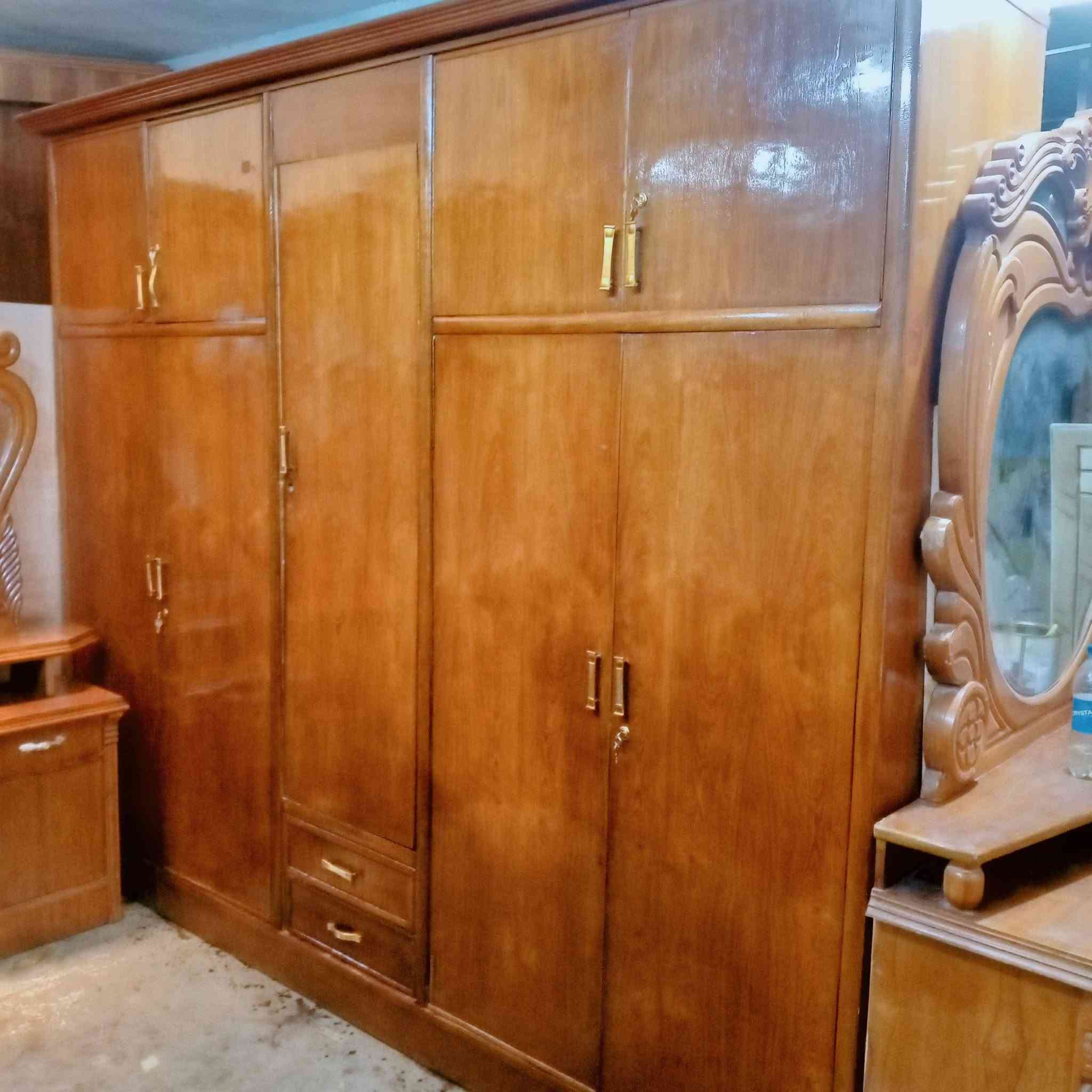 معرض ونجاره حجي سجاد ارخص الاسعار غرفه ام 5 طابقين تزكام درجه اولى داخل وخارج صاج ضهر جرجوبه زاويه كنتوريه كوت حي جهاد زويرجات مراسله او اتصال ***********
