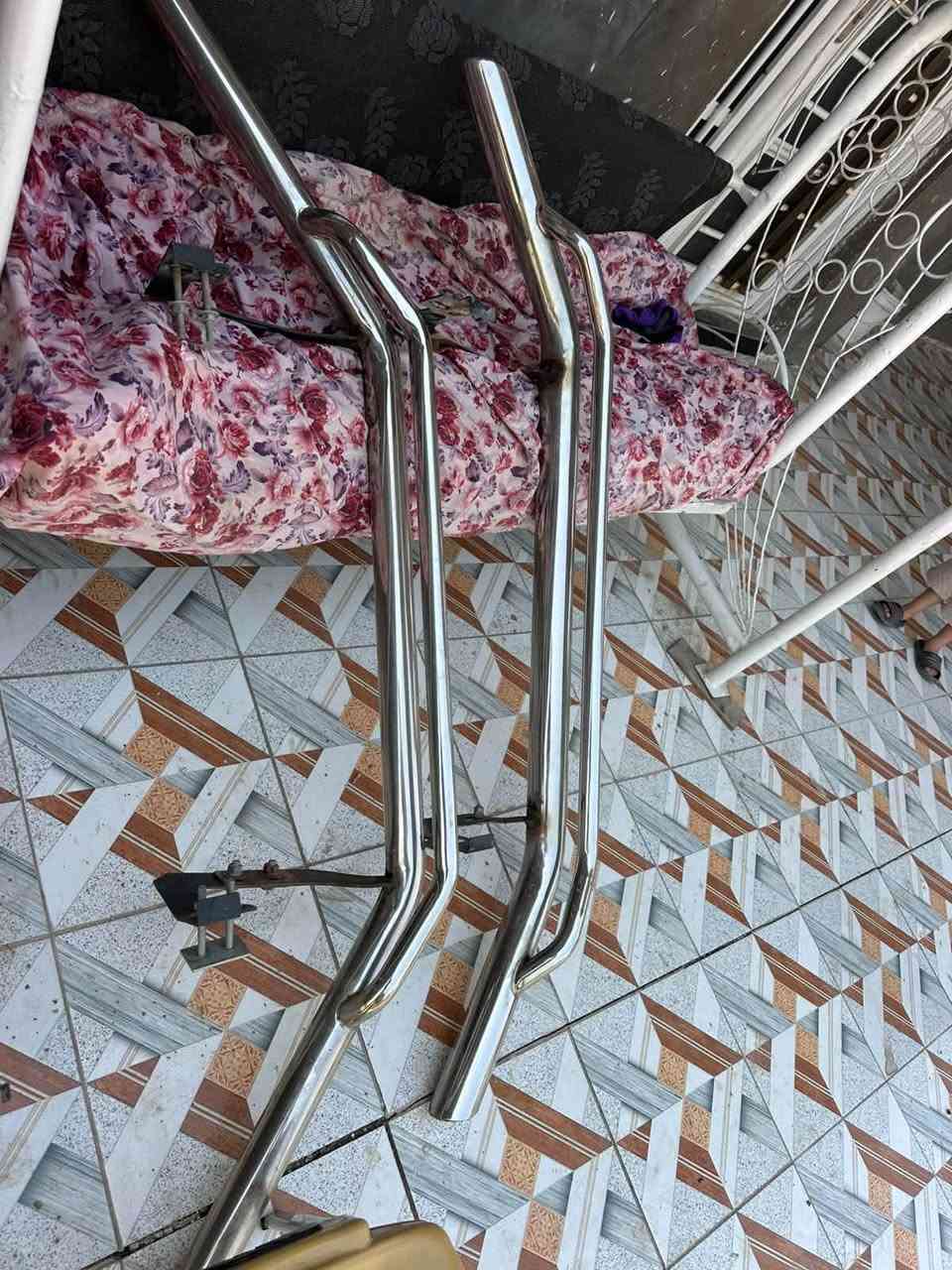 ‏سلام عليكم بوري هايلوكس ثقيل دبل بوري نظيف  جدا العنوان بغداد سعر 160  ***********
