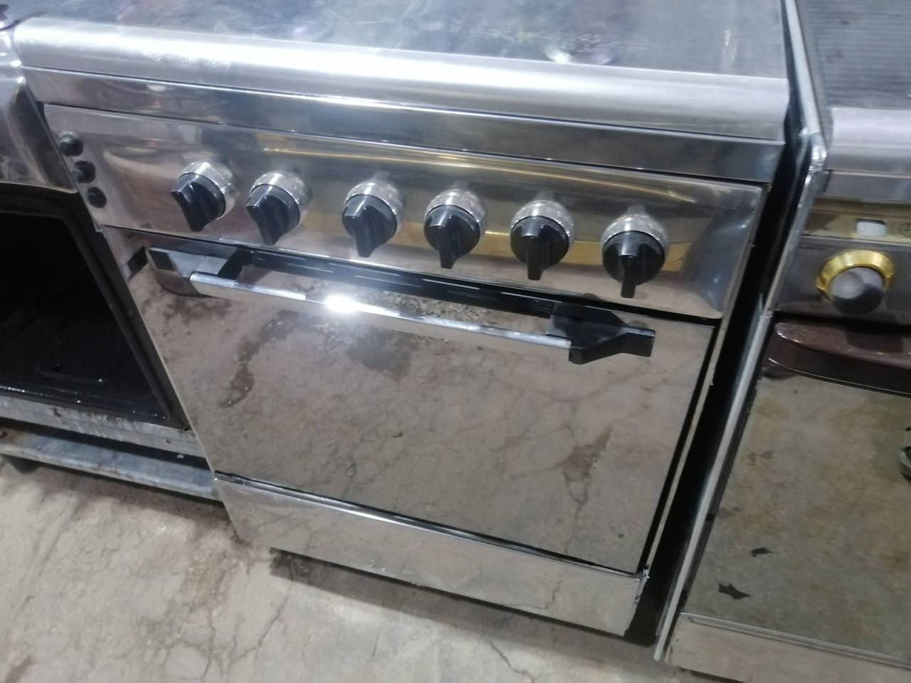 طباخ مصري • فرش ستيل • شغال