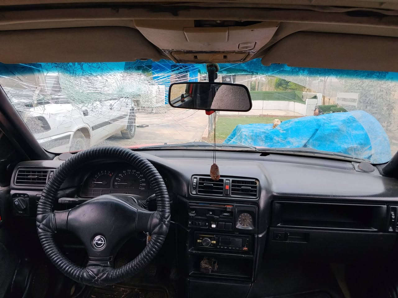 أوبل فيكترا • مكينة ٢.٠ • ١٩٩١