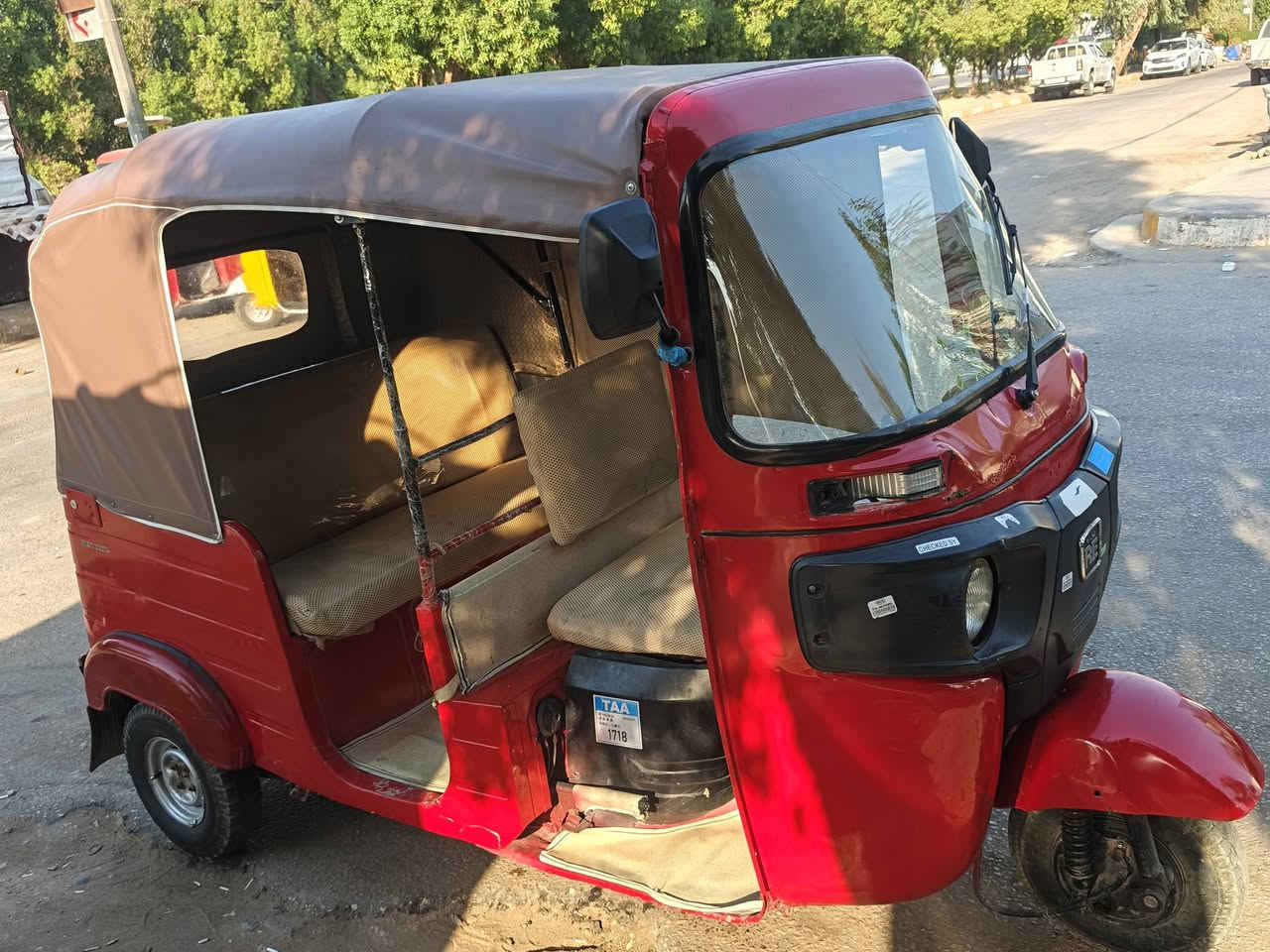 السلام عليكم تيك توك موديل 18 محرك 20 بياخذ تبخير السعر سعر3400 وبيها مجال الشراي رقم الهاتف***********
