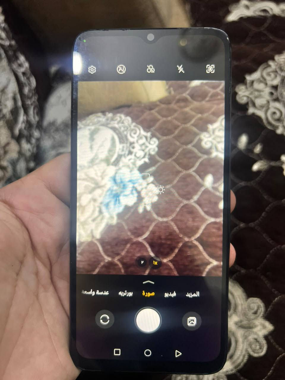 السلام عليكم جهاز honor x6a
الجهاز يخبل نضيف فقط الكامره الخلفيه بيها غواش مو وصخ لا هي مغوشه 
ذاكره 128 عشوائيه 6 مكاني بغداد العبيدي توصيل ماعندي 
***********
