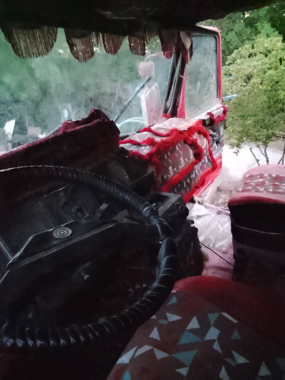سياره سكانيه موديل 90 رقم بغداد نكليزي ل31 مكفوله كفاله عامه ***********
