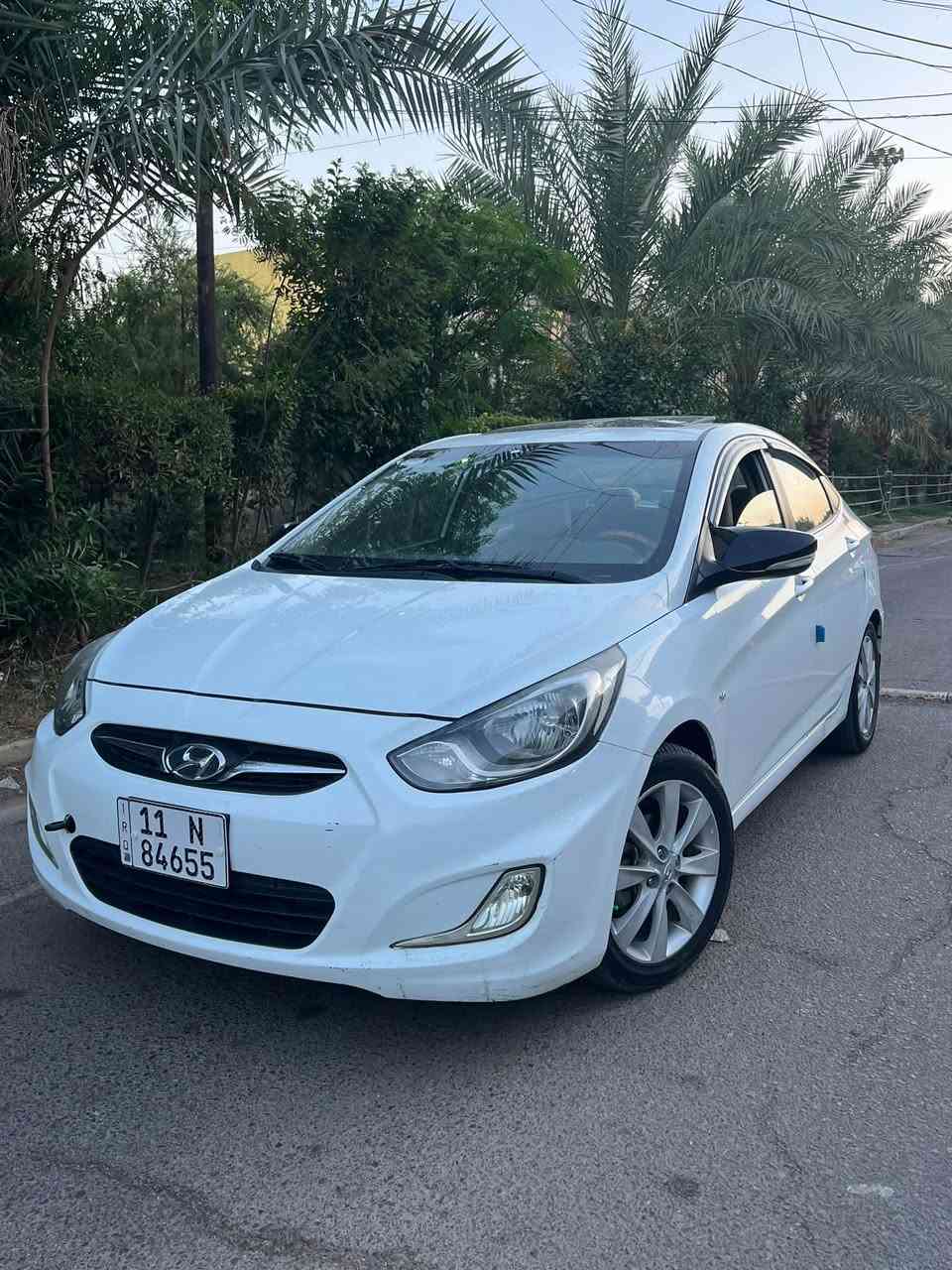اكسنت 2013 خليجي بغداد بأسمي ماشيه 103 الف سياره فول مواصفات ام 5 تجاوي فتحه محرك 1600
سياره نظيفه كلش على وضع الشركه 
بيها صبغ جوه قبق البانزين فقط
كير مكينه تبريد تخم تاير كله جديد
السعر 89 ورقه وبيها مجال بسيط حك الجيه 
مكان السياره بغداد الصليخ 
***********
***********
