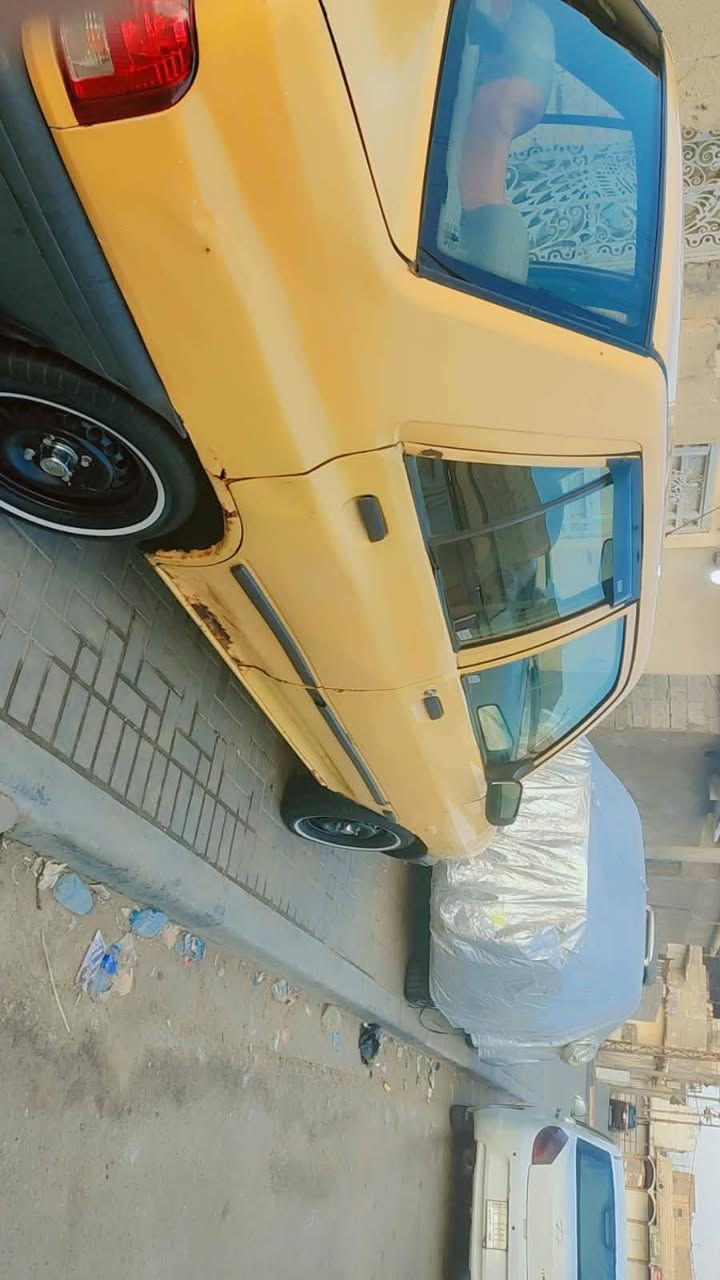 ٢٠١٥ • مكفولات • ابو الخط الابيض