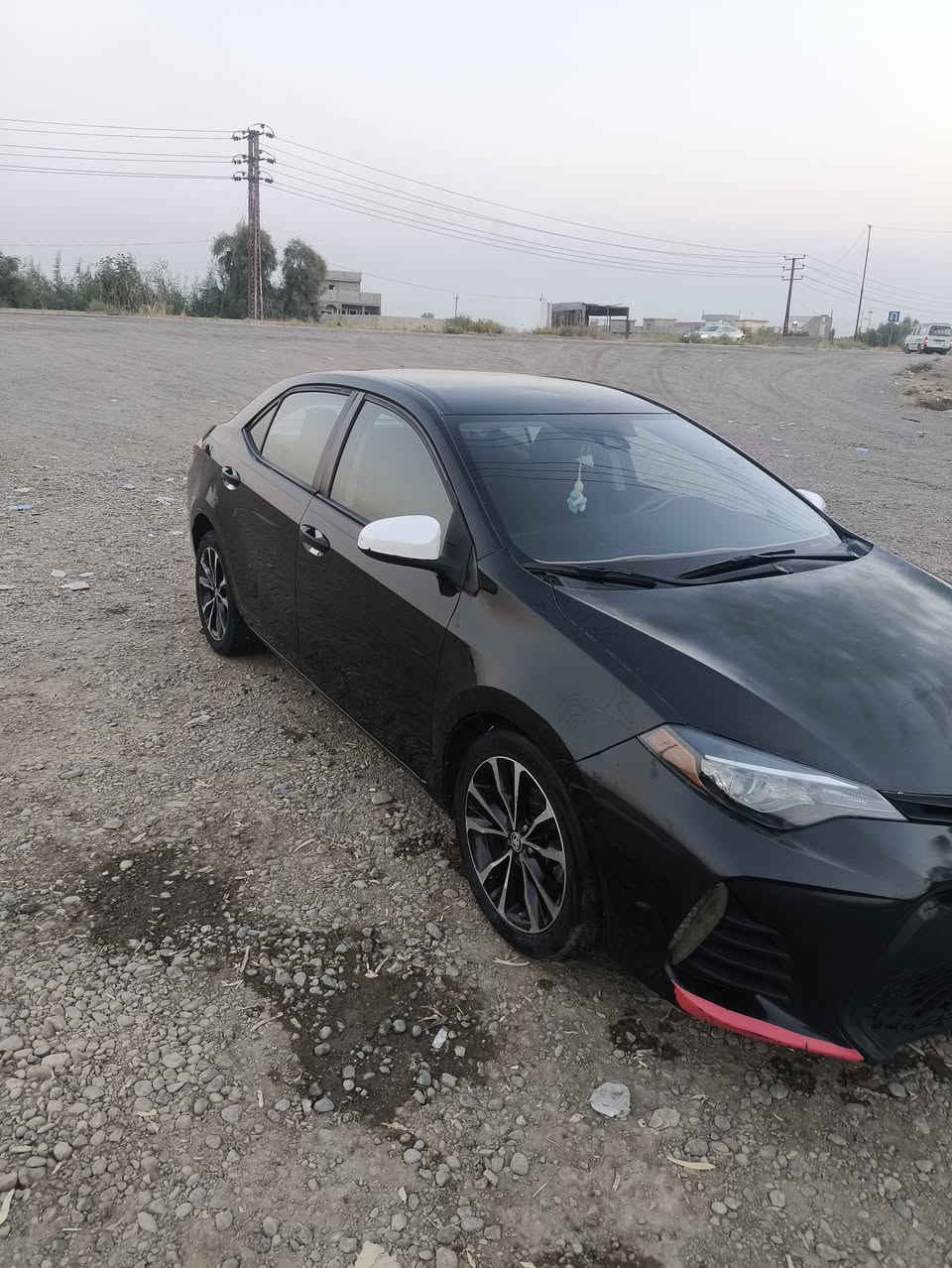 Le 2019
قطعتين بنيد وجمارلغ بدون دواخل 

السعر  115

ديالى المقداديه 

الاتصال ***********
