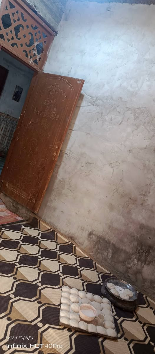 دار للبيع المساحة ميتين وخمسين المكان الدوانم صفحت سمير الخياط العكيلي بس الديوانية ما كاملة بس موجود ال سيراميك مالهةخط اول  البيت الرقم استفسار***********

نص مكتوب في الصور:
- ١٠:٣٥ ٢٠٢٦/٠٩/١٥
- Infinix HOT 40 Pro
- ١٥:٣٥ ٢٠٢٦/٠٩/١٥ Infinix HOT 40Pro
- 15:26 ٢٠٢٦/٠٩/١٥
- Infinix HOT 40Pro
- 15:37 ٢٠٢٣/٠٩/٠٥
- Infinix Hot 30
- ١٥:٣٨ ٢٠٢٦/٠٩/١٥