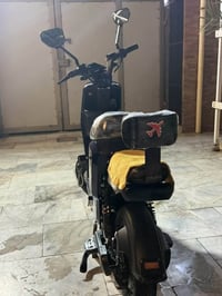 R9 الريان • شحن • بطاريات جديده